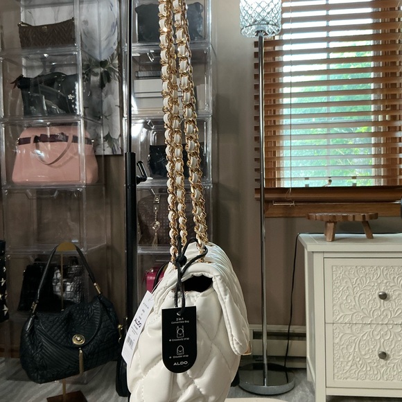 Aldo’s Elegant White Quilted Shoulder Bag NWOT - Picture 7 of 9